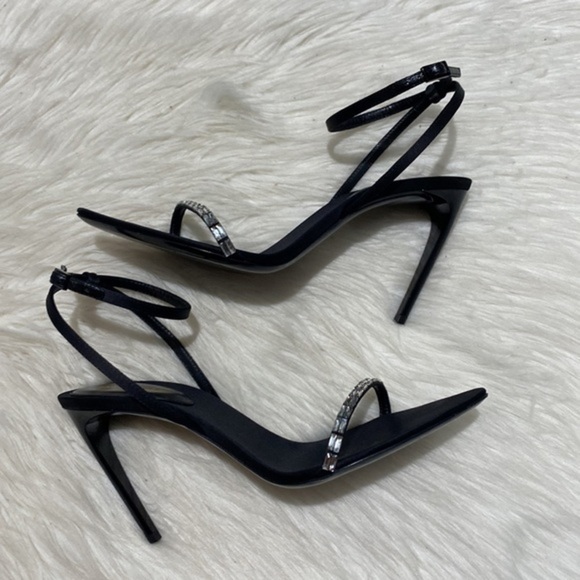 Saint Laurent Gloria sandals in crepe satin with Rhinestones size‎ 37EU - Picture 5 of 14